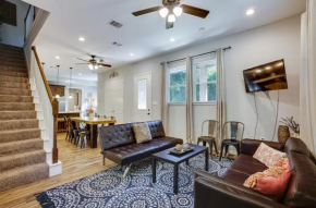 Pet-Friendly Tomball Home Walk to Main Street!